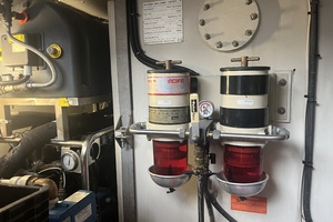 54FT (16.46M) AZIMUT