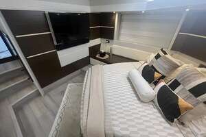 2015 Azimut 54 FLY thumbnail 13