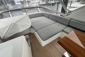 2015 Azimut 54 FLY thumbnail 38