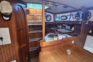 Lady Suzanne 33ft Hans Christian Yacht For Sale