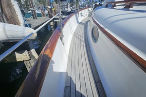 Lady Suzanne 33ft Hans Christian Yacht For Sale