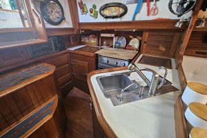 Lady Suzanne 33ft Hans Christian Yacht For Sale