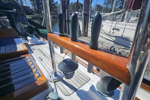 Lady Suzanne 33ft Hans Christian Yacht For Sale