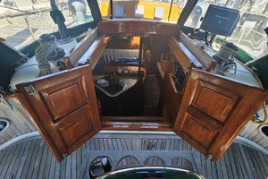 Lady Suzanne 33ft Hans Christian Yacht For Sale