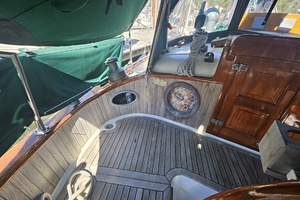 Lady Suzanne 33ft Hans Christian Yacht For Sale