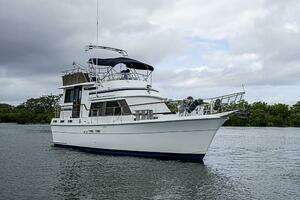 1985 Gulfstar 44 Motor Yacht thumbnail 34
