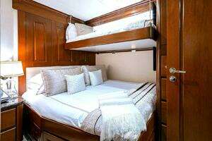 2000 Christensen Raised Pilothouse MY thumbnail 27