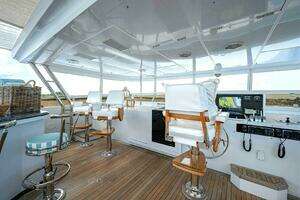 2000 Christensen Raised Pilothouse MY thumbnail 32