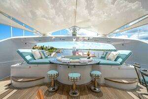 2000 Christensen Raised Pilothouse MY thumbnail 31