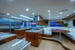 2000 Christensen Raised Pilothouse MY thumbnail 7