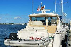 2009 Tiara Yachts Sovran 4300 thumbnail 2