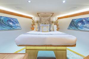 Margate 111ft Broward Yacht For Sale