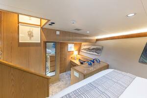 Margate 111ft Broward Yacht For Sale