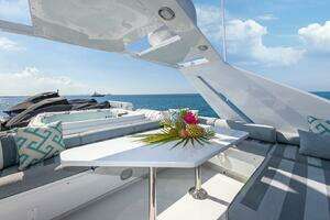 1997 Broward Raised Pilothouse thumbnail 22