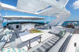 Margate 111ft Broward Yacht For Sale
