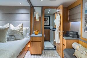 Margate 111ft Broward Yacht For Sale