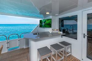 Margate 111ft Broward Yacht For Sale