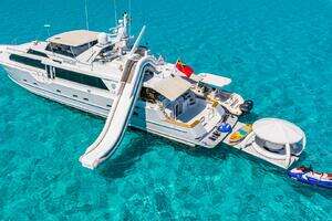 1997 Broward Raised Pilothouse thumbnail 11