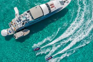 Margate 111ft Broward Yacht For Sale