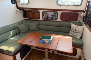 Quest 40ft Legacy Yacht For Sale