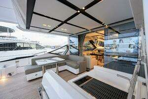 2019 Azimut S7 thumbnail 40
