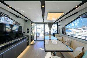 2019 Azimut S7 thumbnail 61