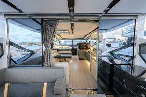 2019 Azimut S7 thumbnail 45