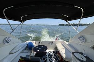 33ft Maxum Yacht For Sale