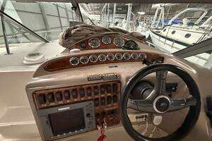 2001 Maxum 3300 SCR thumbnail 27