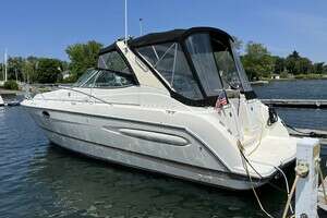 2001 Maxum 3300 SCR thumbnail 1