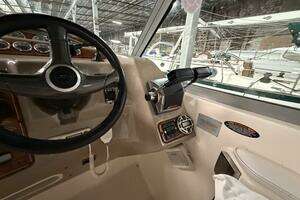 2001 Maxum 3300 SCR thumbnail 26