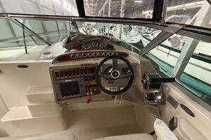 2001 Maxum 3300 SCR thumbnail 23