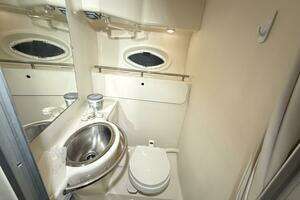 2001 Maxum 3300 SCR thumbnail 14