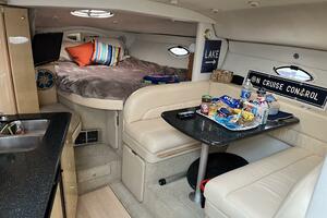 33ft Maxum Yacht For Sale