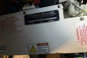 2001 Maxum 3300 SCR thumbnail 32