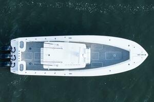 37ft SeaHunter Yacht For Sale