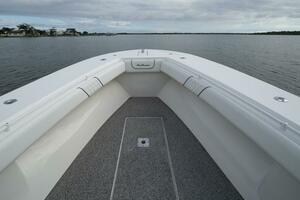 37ft SeaHunter Yacht For Sale