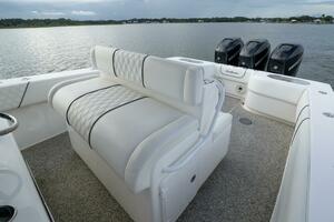 37ft SeaHunter Yacht For Sale