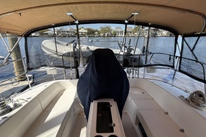 2003 Catalina 350 thumbnail 18