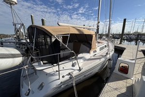 Forever Young 35ft Catalina Yacht For Sale