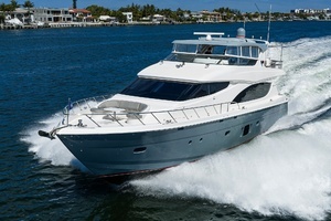 2013 Hatteras 80 Motor Yacht thumbnail 82