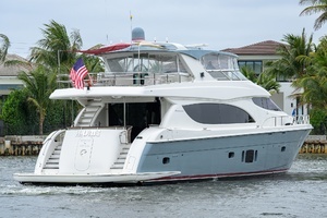 2013 Hatteras 80 Motor Yacht thumbnail 57