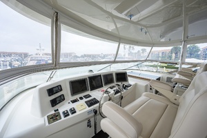 H2OME 80ft Hatteras Yacht For Sale