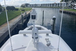 2017 Pursuit S 408 Sport thumbnail 17