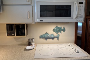 Miles Away 53ft Hatteras Yacht For Sale