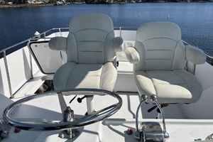 Miles Away 53ft Hatteras Yacht For Sale