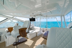 2023 Viking 54 Open thumbnail 3