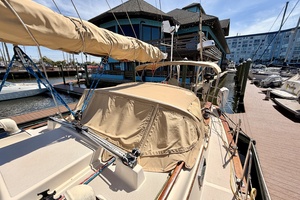 Nellie Bly 35ft Island Packet Yacht For Sale