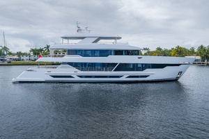 RESONANCE 125ft Hargrave Yacht For Sale