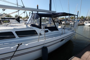 Whiskey Seas 38ft Catalina Yacht For Sale